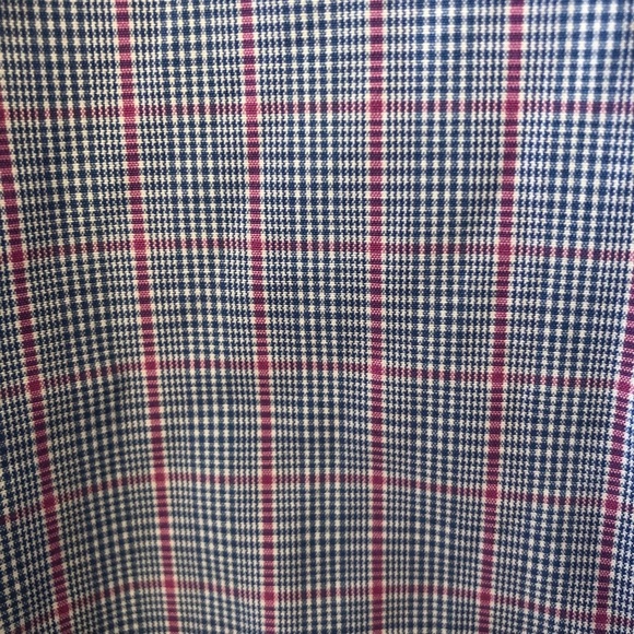 Pair of Jos A Bank dress shirts - Picture 5 of 6